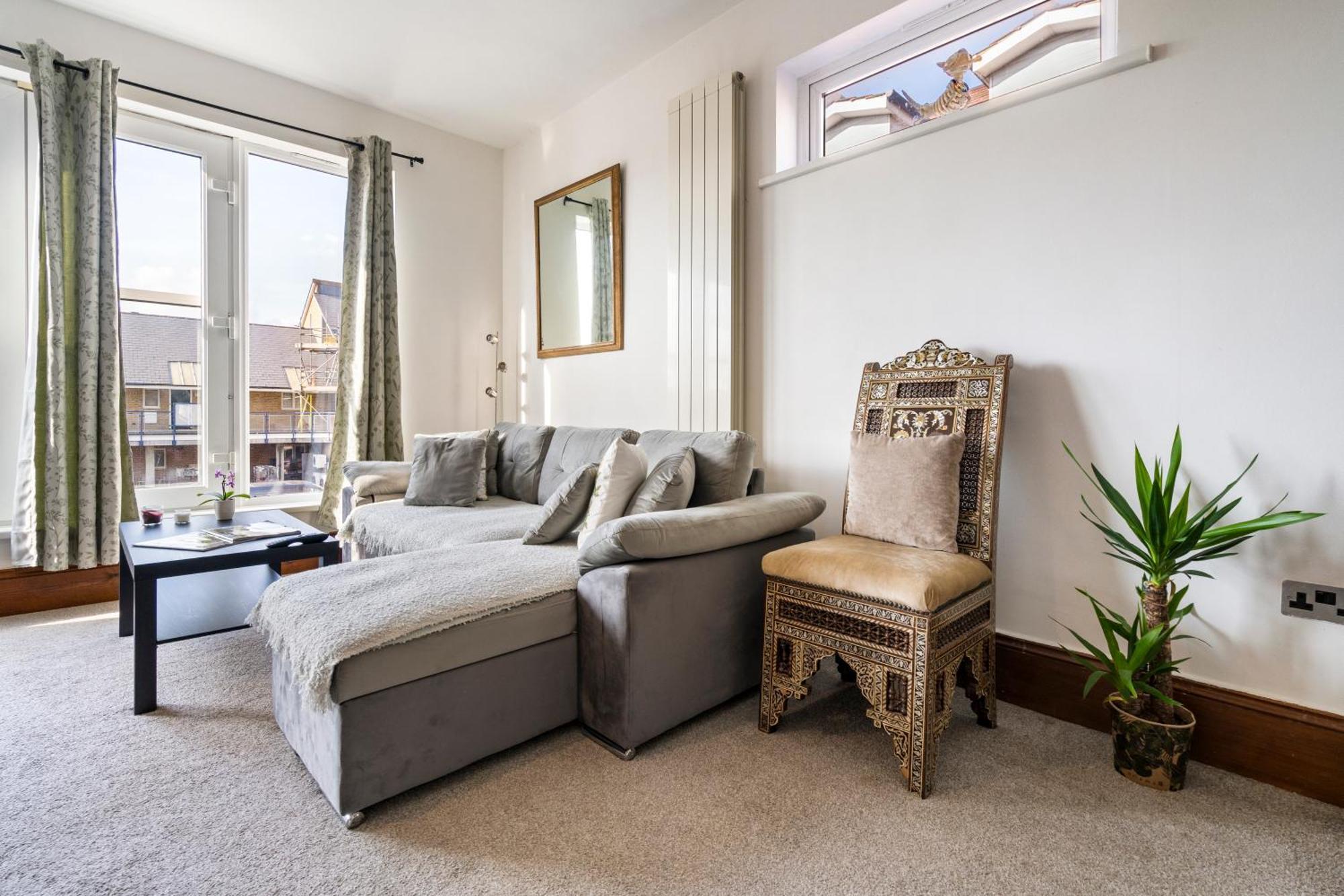 Modern 2 Bedroom Apartment In Mitcham, London Ngoại thất bức ảnh