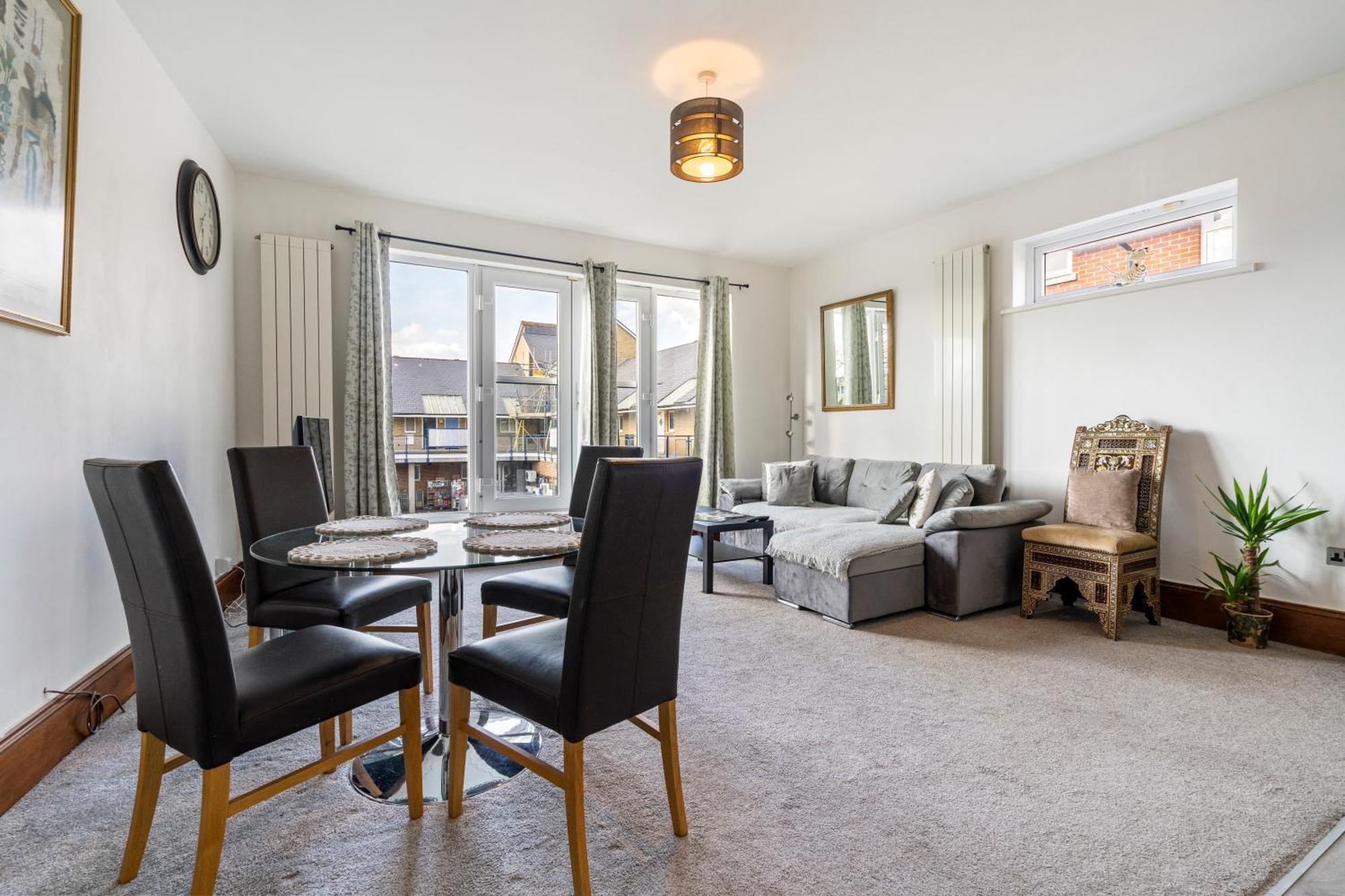 Modern 2 Bedroom Apartment In Mitcham, London Ngoại thất bức ảnh