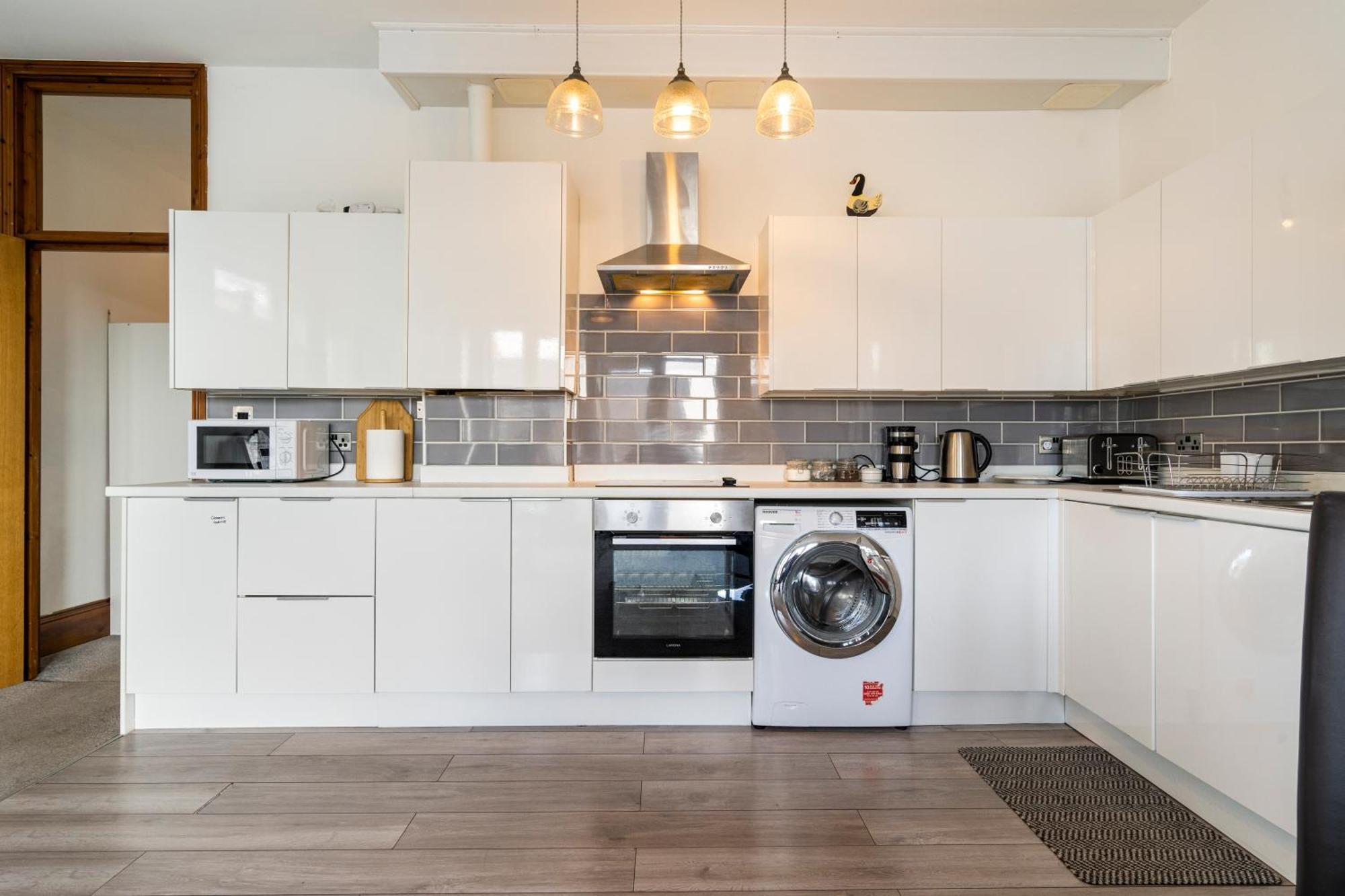 Modern 2 Bedroom Apartment In Mitcham, London Ngoại thất bức ảnh